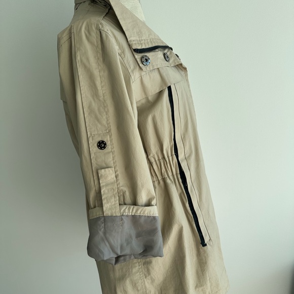 Zara Versatile Jacket - Picture 3 of 12